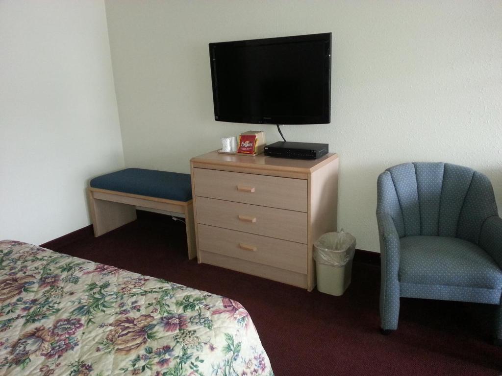 Three Rivers Inn Biggs Junction Room photo