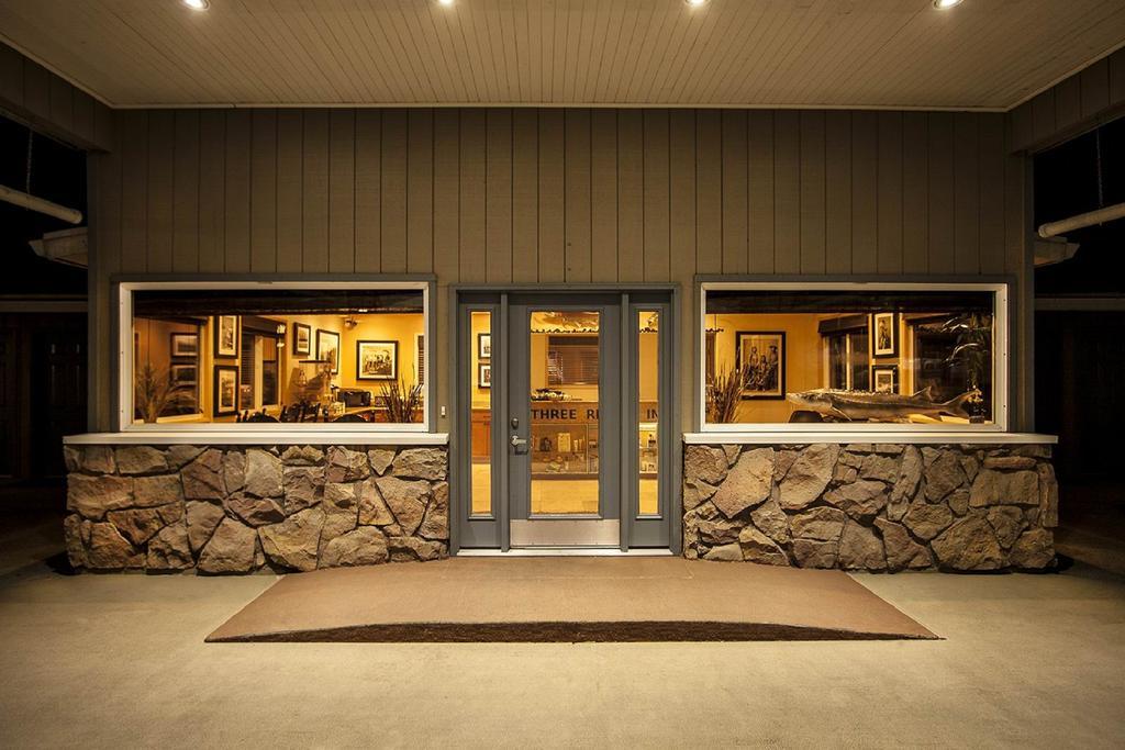 Three Rivers Inn Biggs Junction Exterior photo